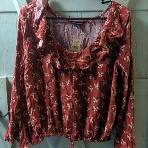 NWT Women's American Eagle Top Size M